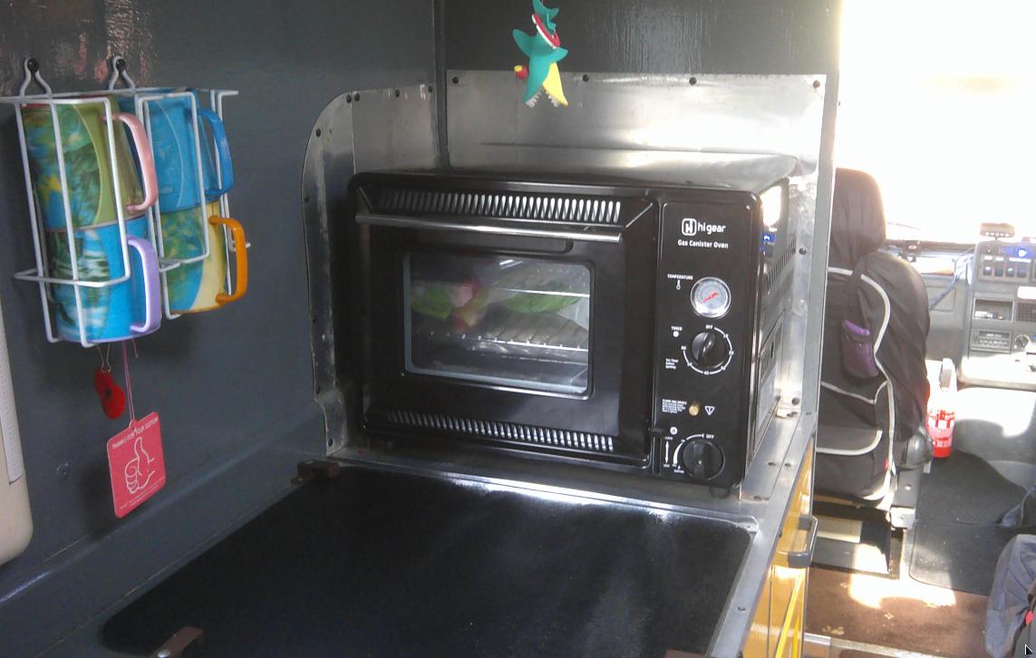 van oven.jpg